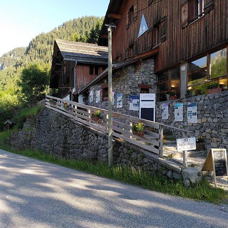 Auberge De Jeunesse Hi La Clusaz Exterior photo