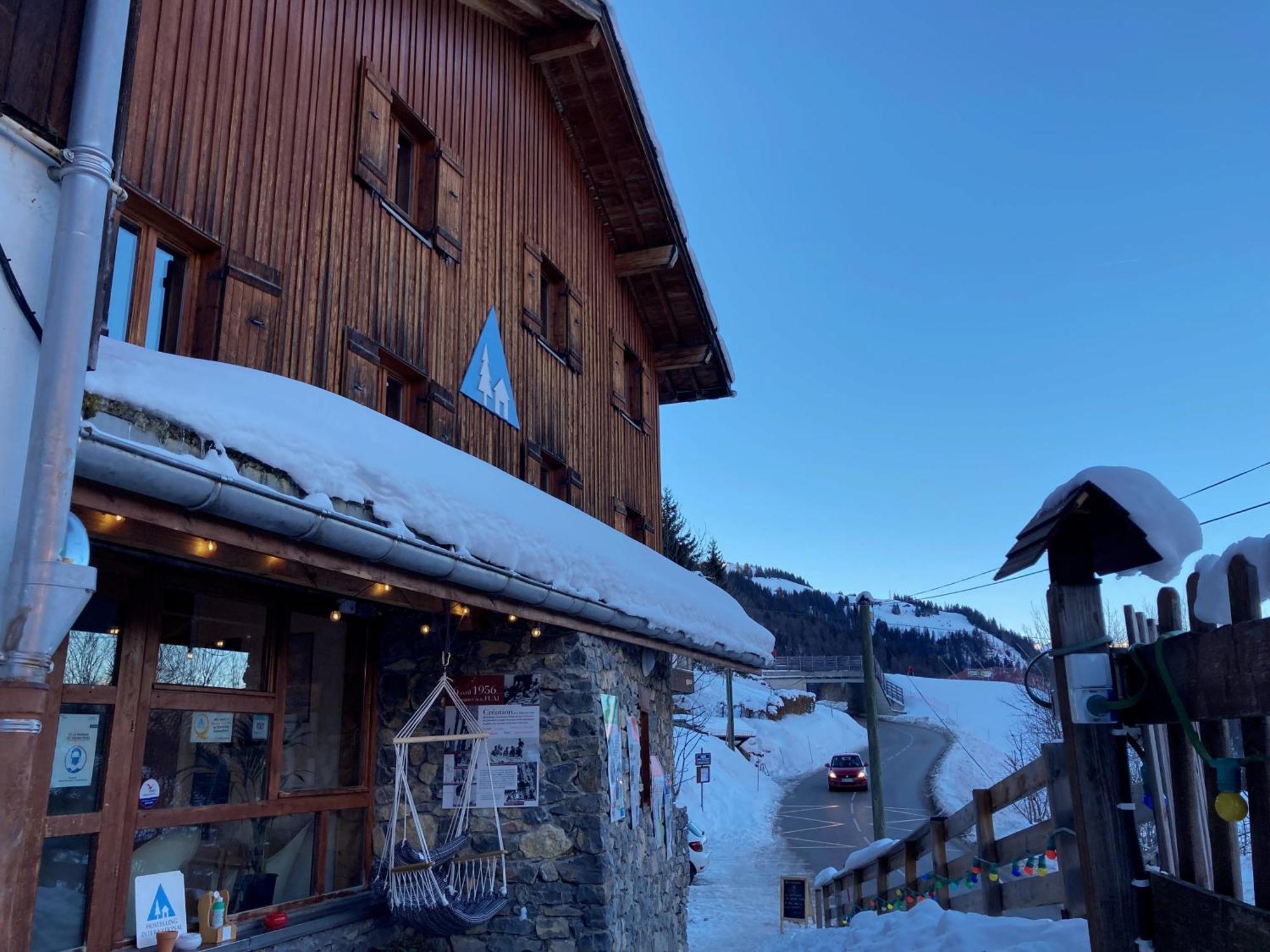 Auberge De Jeunesse Hi La Clusaz Exterior photo