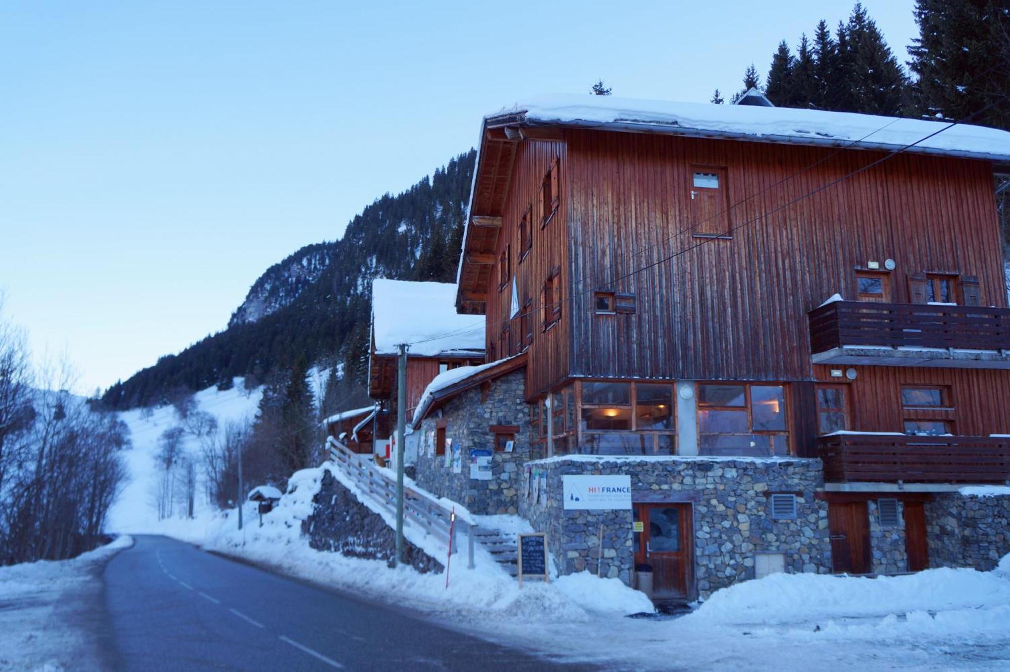 Auberge De Jeunesse Hi La Clusaz Exterior photo